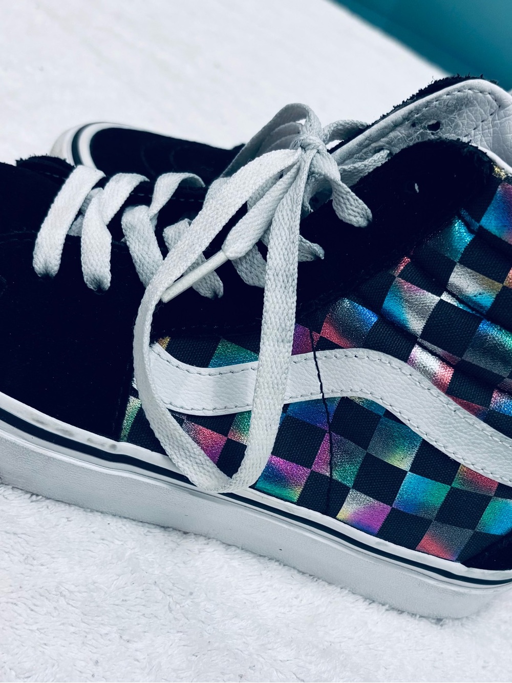 Brand New Vans “Off The Wall” Sneakers - Women’s Size 7 / Men’s 5.5 - box 15